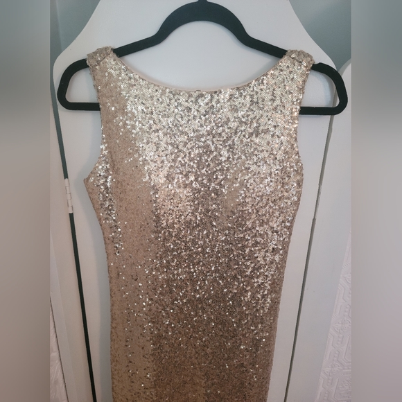 Christina Wu Size 8 Gold Sequined Dress - Style #22704 - Picture 5 of 11
